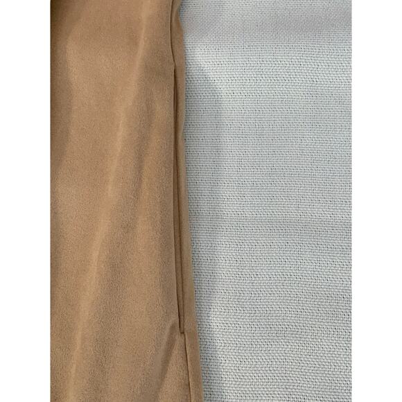 Gretchen Scott Shake Your Tushy - Solid Suede size medium - Picture 9 of 10